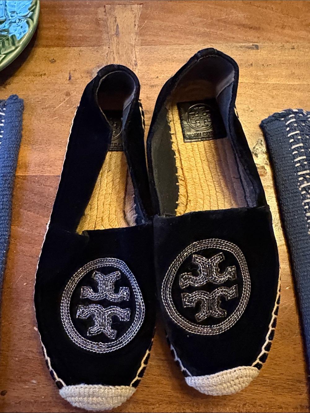 👡Tory Burch Black Velvet Espadrilles with Silver Logo Embroidery